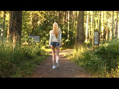 ❤️ Лепа жена се креће полако, а не голи видео Порно видео ат порн sr.pornobot.ru ﹏
